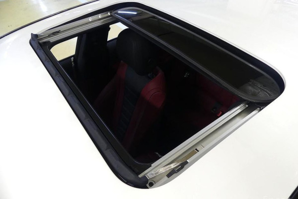 2023 Mercedes-Benz CLS с пробегом 12 000 км