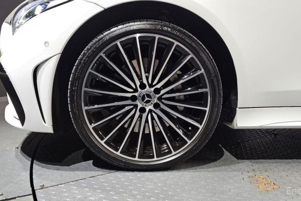 2023 Mercedes-Benz CLS с пробегом 12 343 км