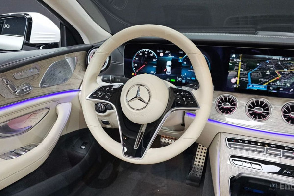 2023 Mercedes-Benz CLS с пробегом 12 343 км