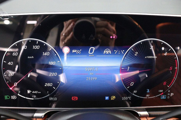 2023 Mercedes-Benz S-Класс с пробегом 25 399 км