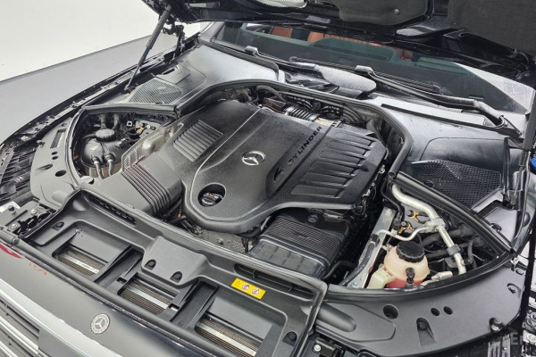 2022 Mercedes-Benz S-Класс с пробегом 56 255 км