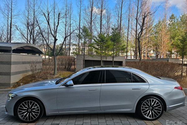 2022 Mercedes-Benz S-Класс с пробегом 74 611 км