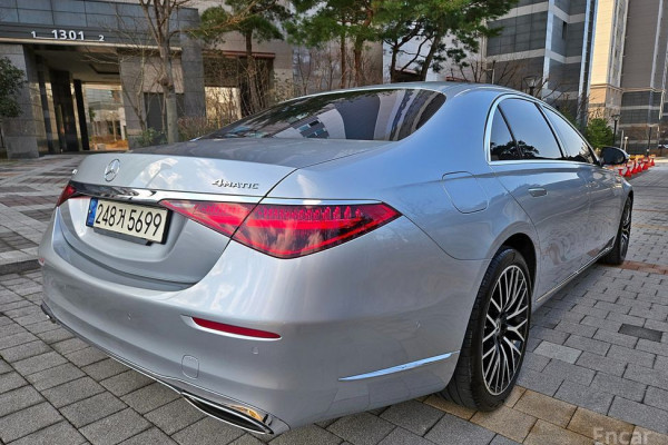 2022 Mercedes-Benz S-Класс с пробегом 74 611 км