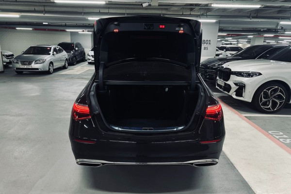 2023 Mercedes-Benz S-Класс с пробегом 44 440 км