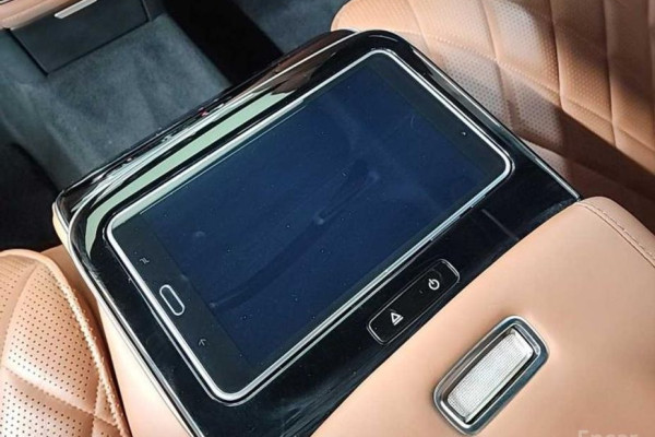 2022 Mercedes-Benz S-Класс с пробегом 89 619 км