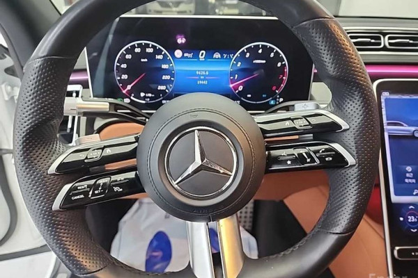 2022 Mercedes-Benz S-Класс с пробегом 19 431 км