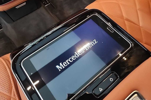 2022 Mercedes-Benz S-Класс с пробегом 19 431 км