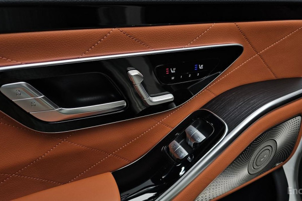 2023 Mercedes-Benz S-Класс с пробегом 49 148 км