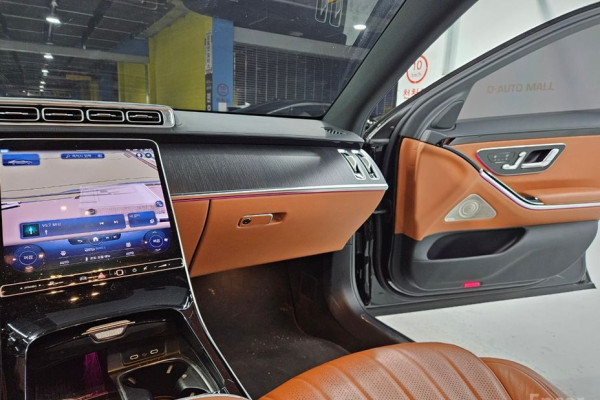 2022 Mercedes-Benz S-Класс с пробегом 140 535 км