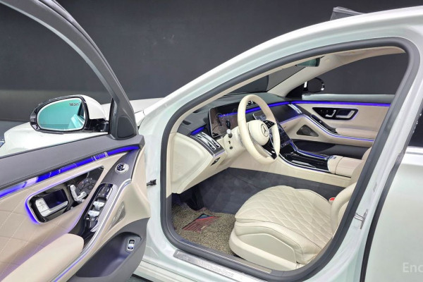 2023 Mercedes-Benz S-Класс с пробегом 50 647 км
