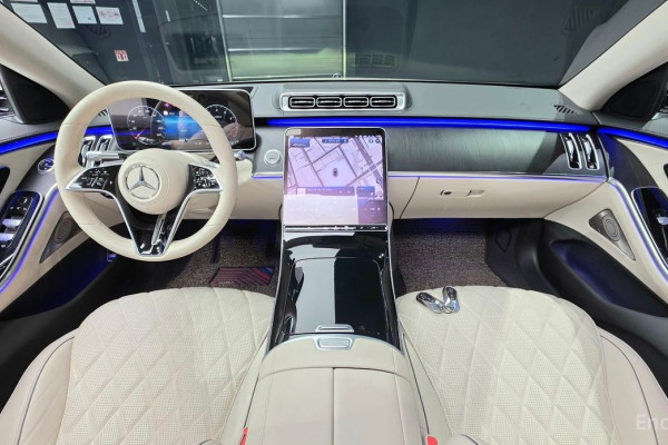 2023 Mercedes-Benz S-Класс с пробегом 50 647 км