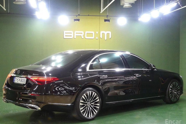 2023 Mercedes-Benz S-Класс с пробегом 93 100 км