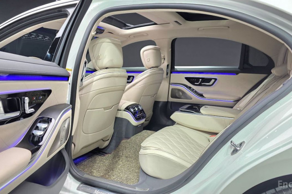 2023 Mercedes-Benz S-Класс с пробегом 50 647 км