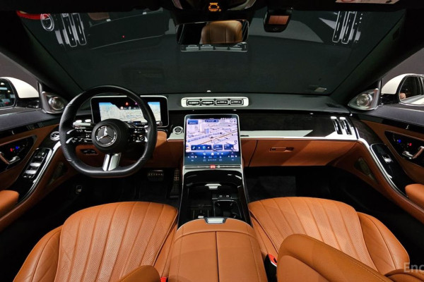 2022 Mercedes-Benz S-Класс с пробегом 56 258 км