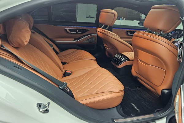 2023 Mercedes-Benz S-Класс с пробегом 36 985 км