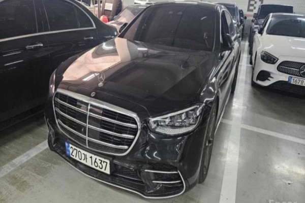 2023 Mercedes-Benz S-Класс с пробегом 104 308 км