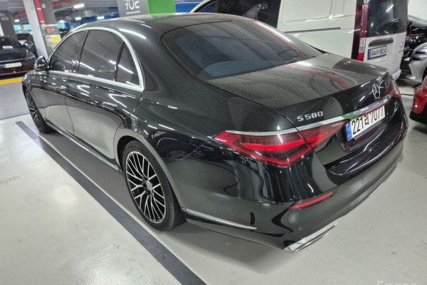 2023 Mercedes-Benz S-Класс с пробегом 52 330 км