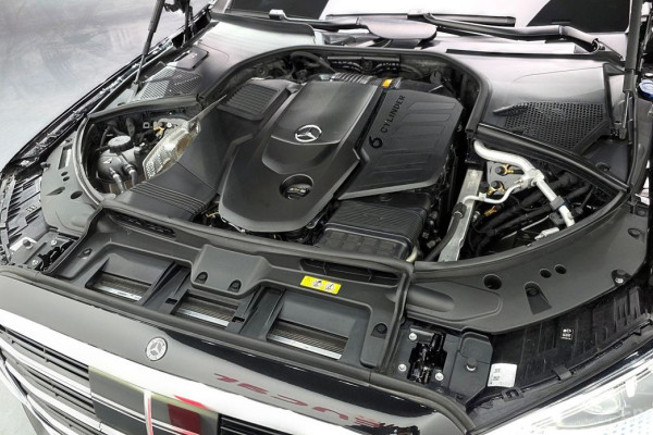 2022 Mercedes-Benz S-Класс с пробегом 19 352 км