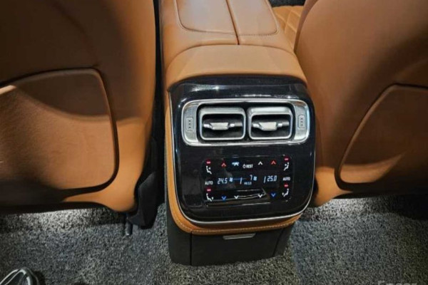 2023 Mercedes-Benz S-Класс с пробегом 104 308 км