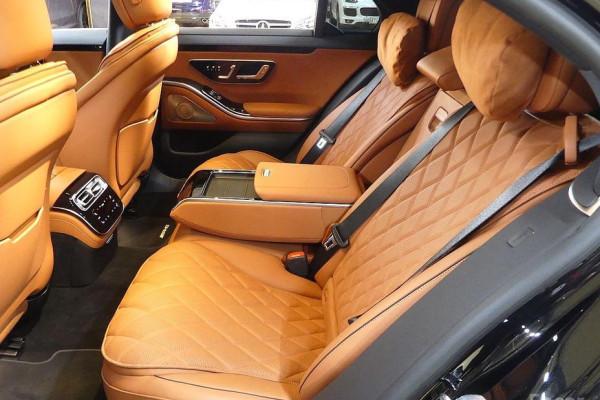 2023 Mercedes-Benz S-Класс с пробегом 42 000 км