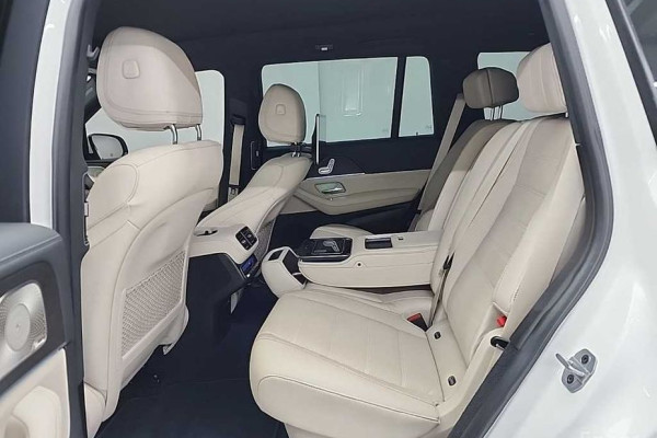 2022 Mercedes-Benz GLS с пробегом 76 286 км