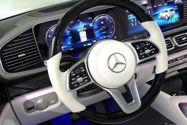 2022 Mercedes-Benz GLS с пробегом 16 556 км