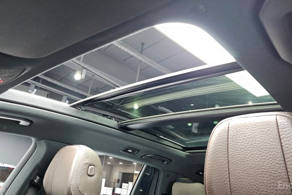 2022 Mercedes-Benz GLS с пробегом 121 880 км