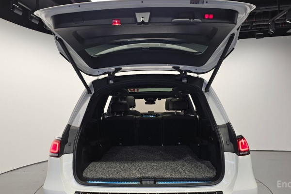 2022 Mercedes-Benz GLS с пробегом 121 880 км