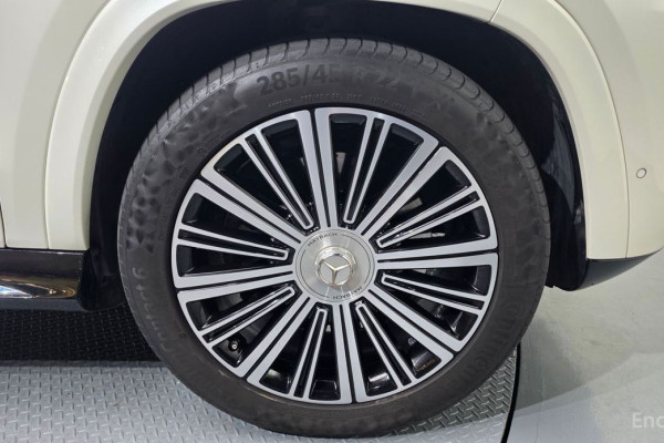 2023 Mercedes-Benz GLS с пробегом 32 849 км