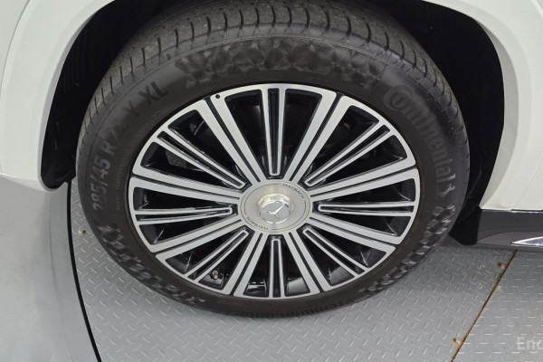 2022 Mercedes-Benz GLS с пробегом 49 581 км