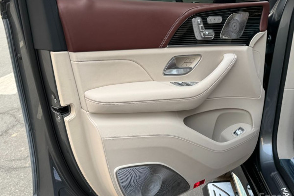 2022 Mercedes-Benz GLS с пробегом 31 000 км