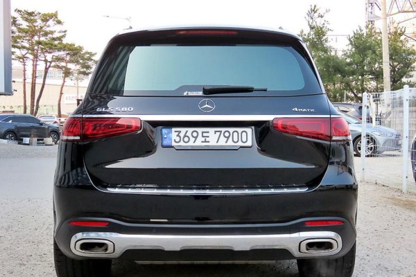 2023 Mercedes-Benz GLS с пробегом 4 451 км