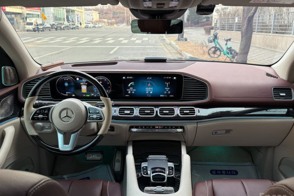 2022 Mercedes-Benz GLS с пробегом 31 000 км