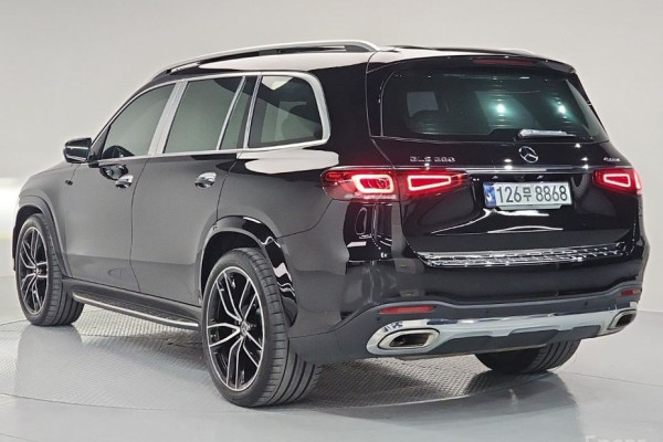 2023 Mercedes-Benz GLS с пробегом 39 919 км