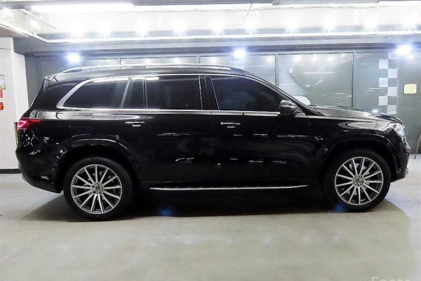 2022 Mercedes-Benz GLS с пробегом 77 650 км