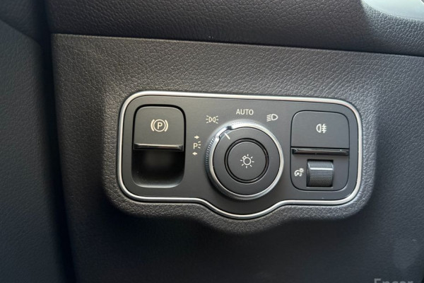 2022 Mercedes-Benz GLB с пробегом 13 200 км