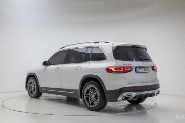 2023 Mercedes-Benz GLB с пробегом 32 959 км