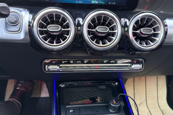 2022 Mercedes-Benz GLB с пробегом 13 200 км