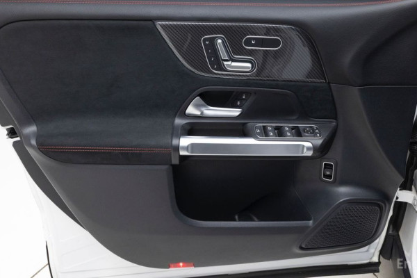 2023 Mercedes-Benz GLB с пробегом 32 959 км