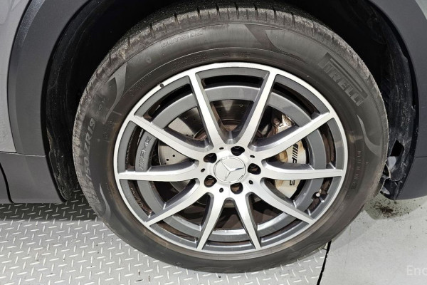 2023 Mercedes-Benz GLB с пробегом 23 944 км