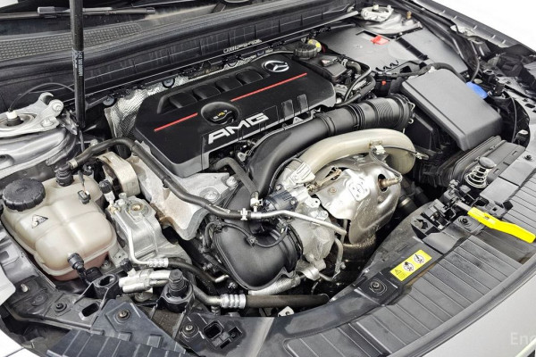 2023 Mercedes-Benz GLB с пробегом 23 944 км