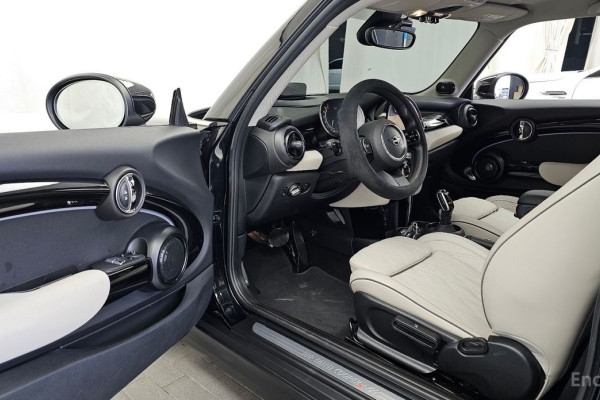 2022 Mini  с пробегом 24 662 км