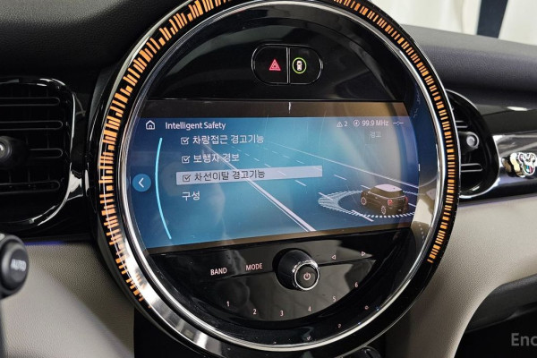 2022 Mini  с пробегом 24 662 км