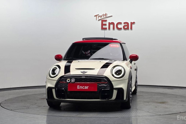 2023 Mini  с пробегом 35 764 км