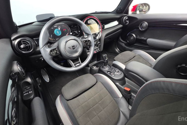 2023 Mini  с пробегом 35 764 км