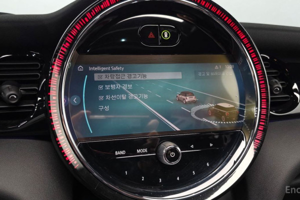 2023 Mini  с пробегом 35 764 км