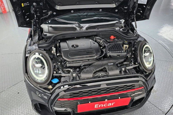 2023 Mini  с пробегом 15 564 км