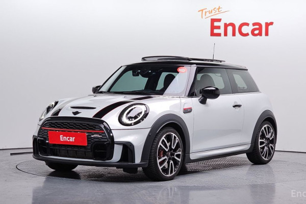 2022 Mini  с пробегом 20 318 км