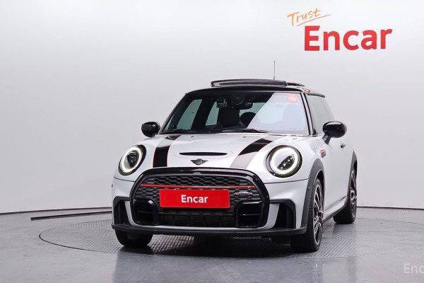 2022 Mini  с пробегом 20 318 км