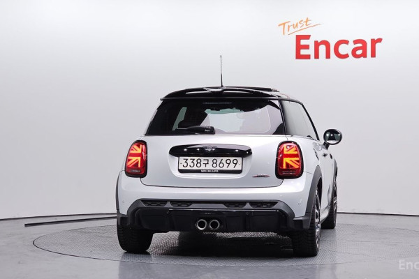 2022 Mini  с пробегом 20 318 км